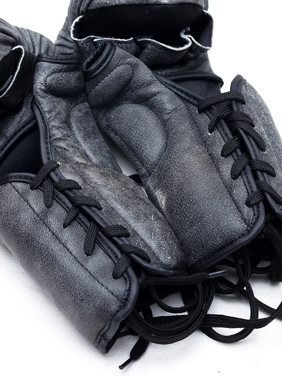 LACE-UP MMA GLOVE (VINTAGE GREY)