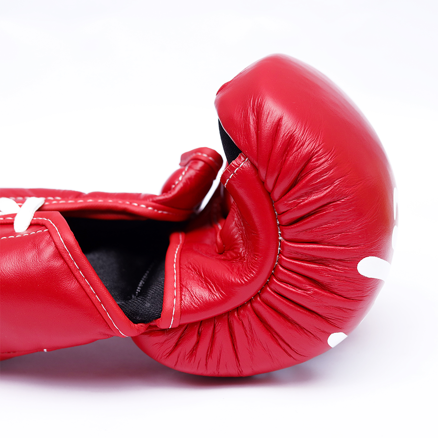 LACE-UP MMA GLOVE (CLASSIC RED)
